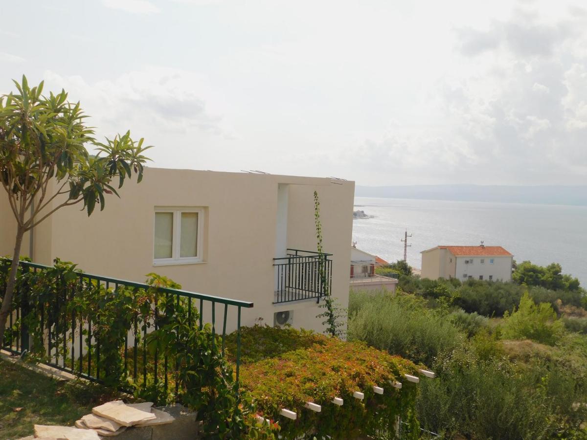 Apartment Lejo Йесенице Екстериор снимка