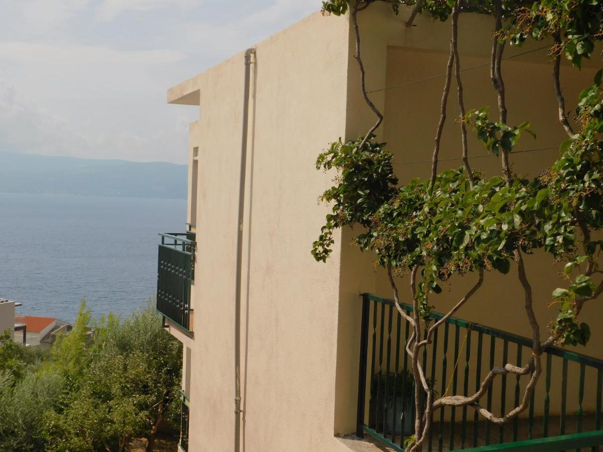 Apartment Lejo Йесенице Екстериор снимка
