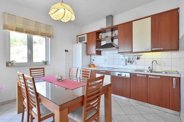 Apartment Lejo Йесенице Екстериор снимка